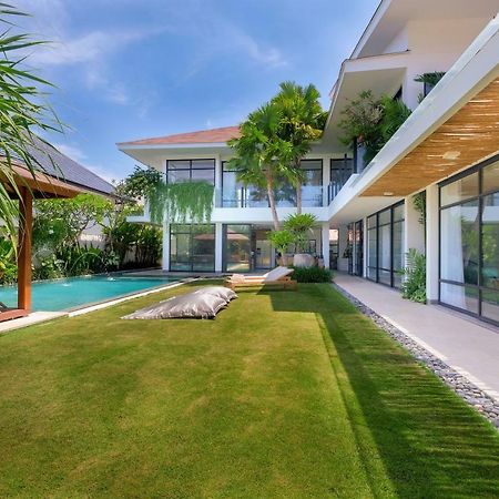 Villa Nonnavana - 12-Minute Walk To Batu Bolong Beach Canggu Exterior foto